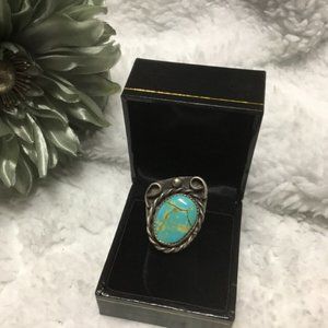 Vintage Handcrafted Navajo Indian Western Sterling and Turquoise Ring SZ 3.5